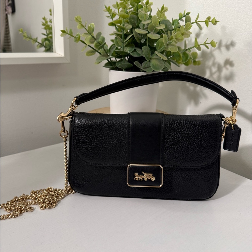 Coach Black Leather Shoulder Bag